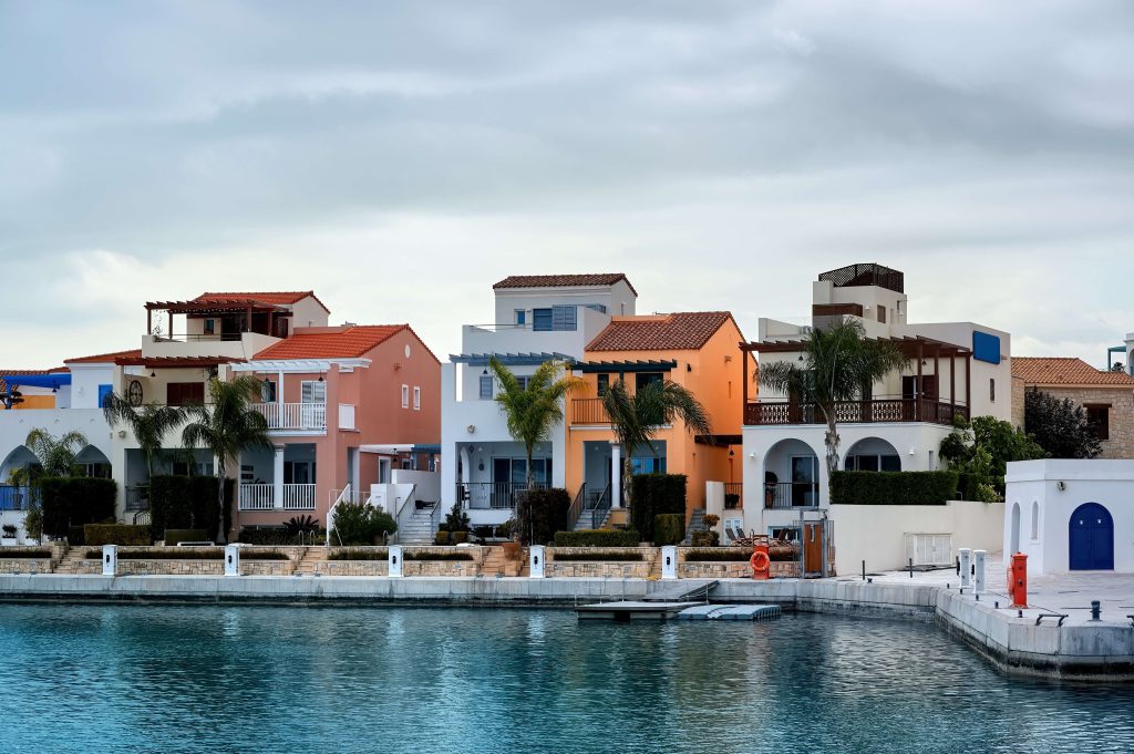 old-buildings-port-evening~1 (1)
